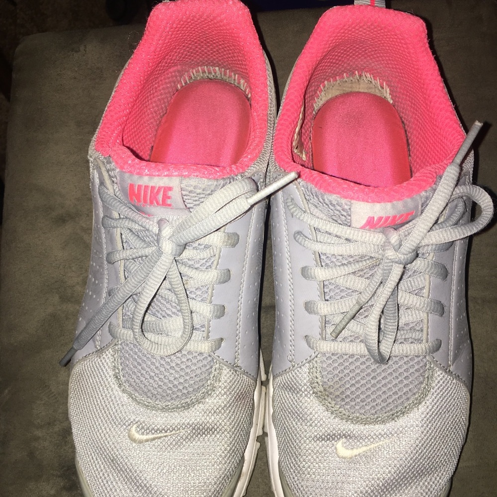 Nike’s - Picture 2 of 2